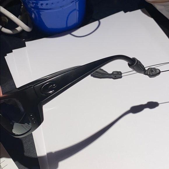 Costa 580P sunglasses w/ attachment piece